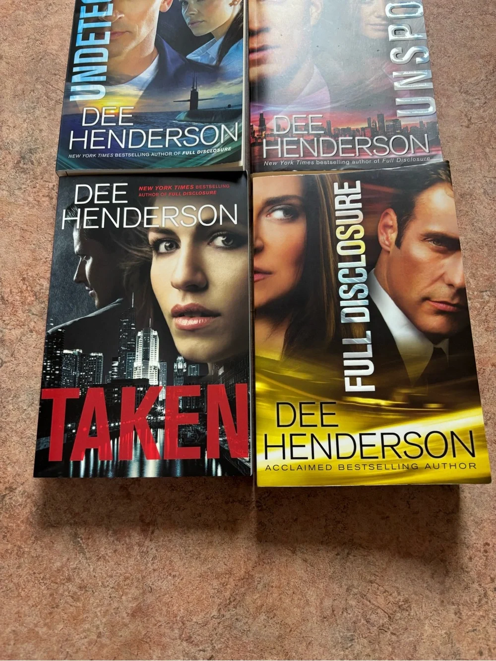 Dee Henderson 4 book romantic suspense bundle